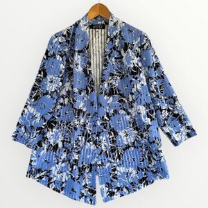 🎉5 for $45🎉. Kasper open cardigan size S